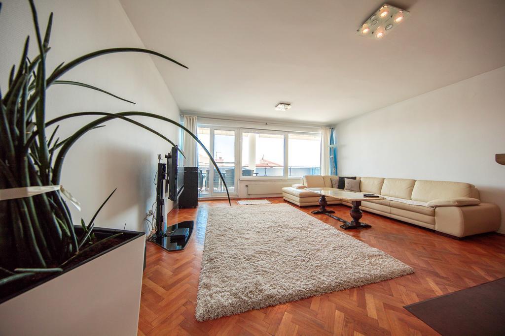 Villa Gg Podstrana Ngoại thất bức ảnh